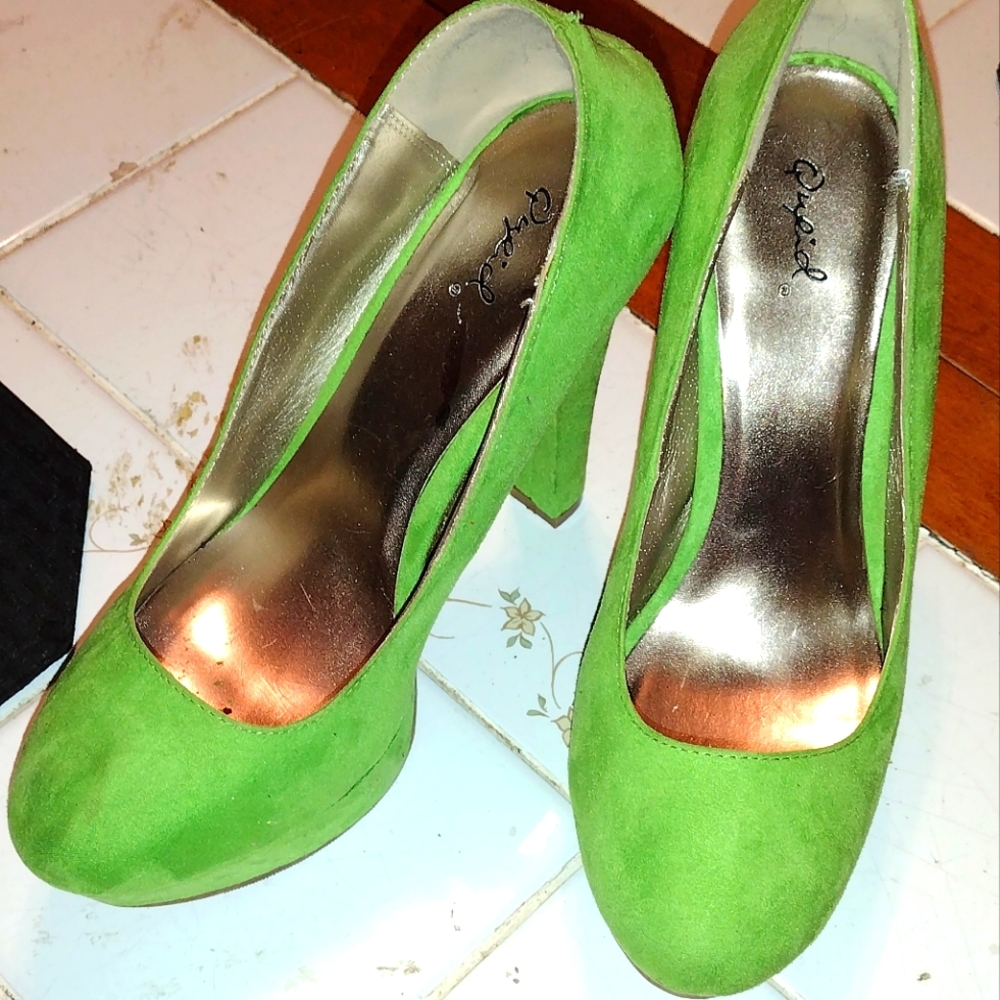 Women's lime green Faux Suede Heels